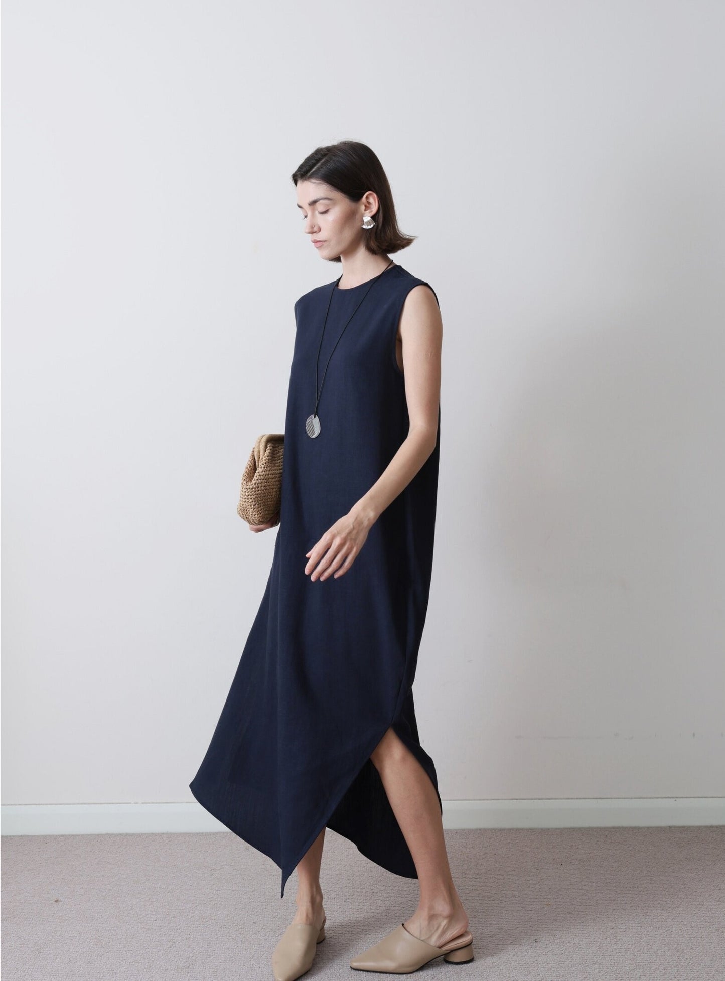 ライセルリネン サイドスリット ノースリーブワンピース
