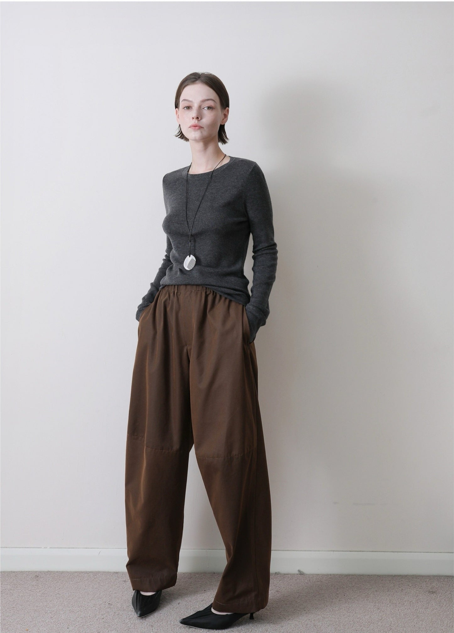 オイルウォッシュ加工 多パネルデザイン テーパードワークパンツ