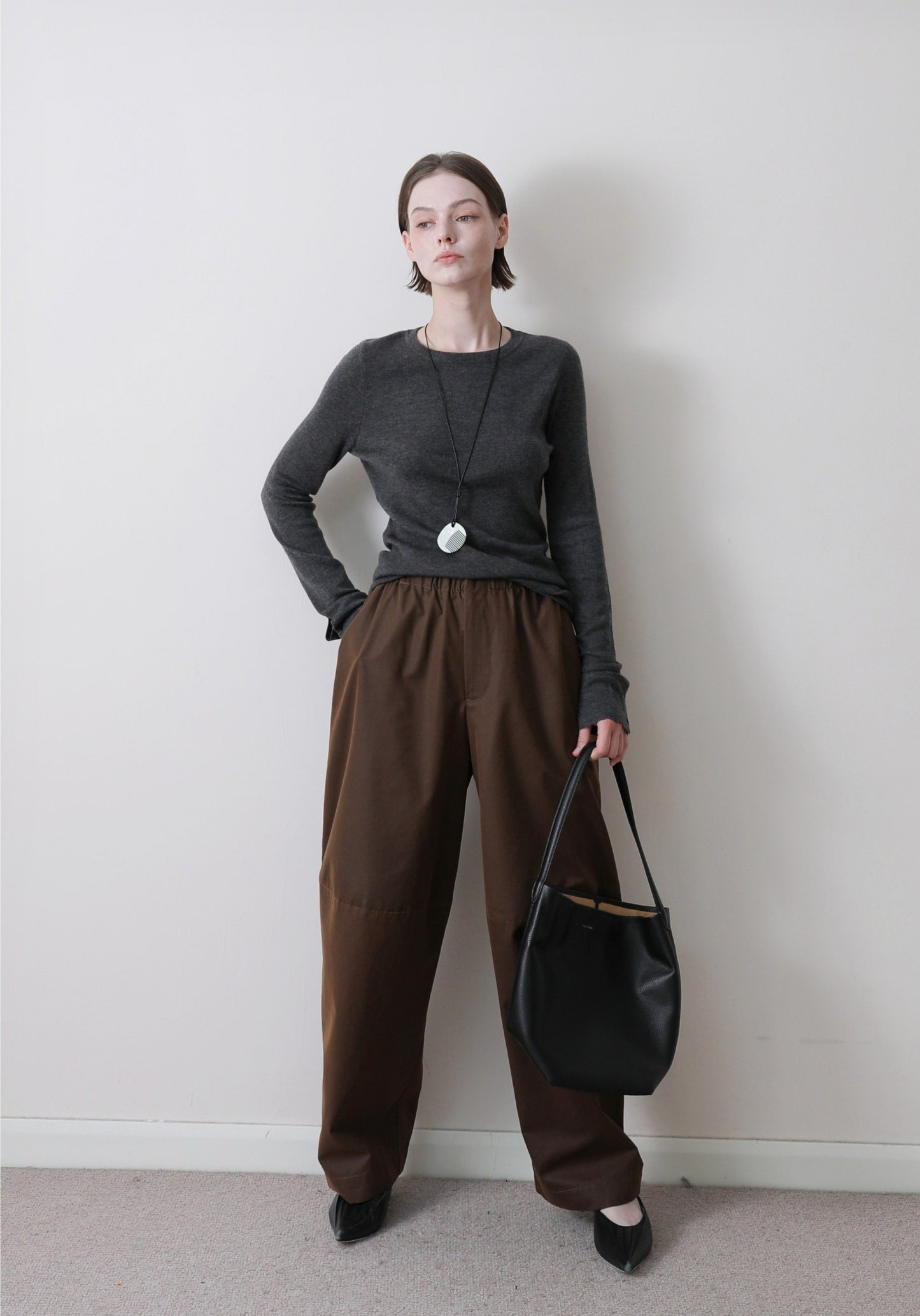 オイルウォッシュ加工 多パネルデザイン テーパードワークパンツ