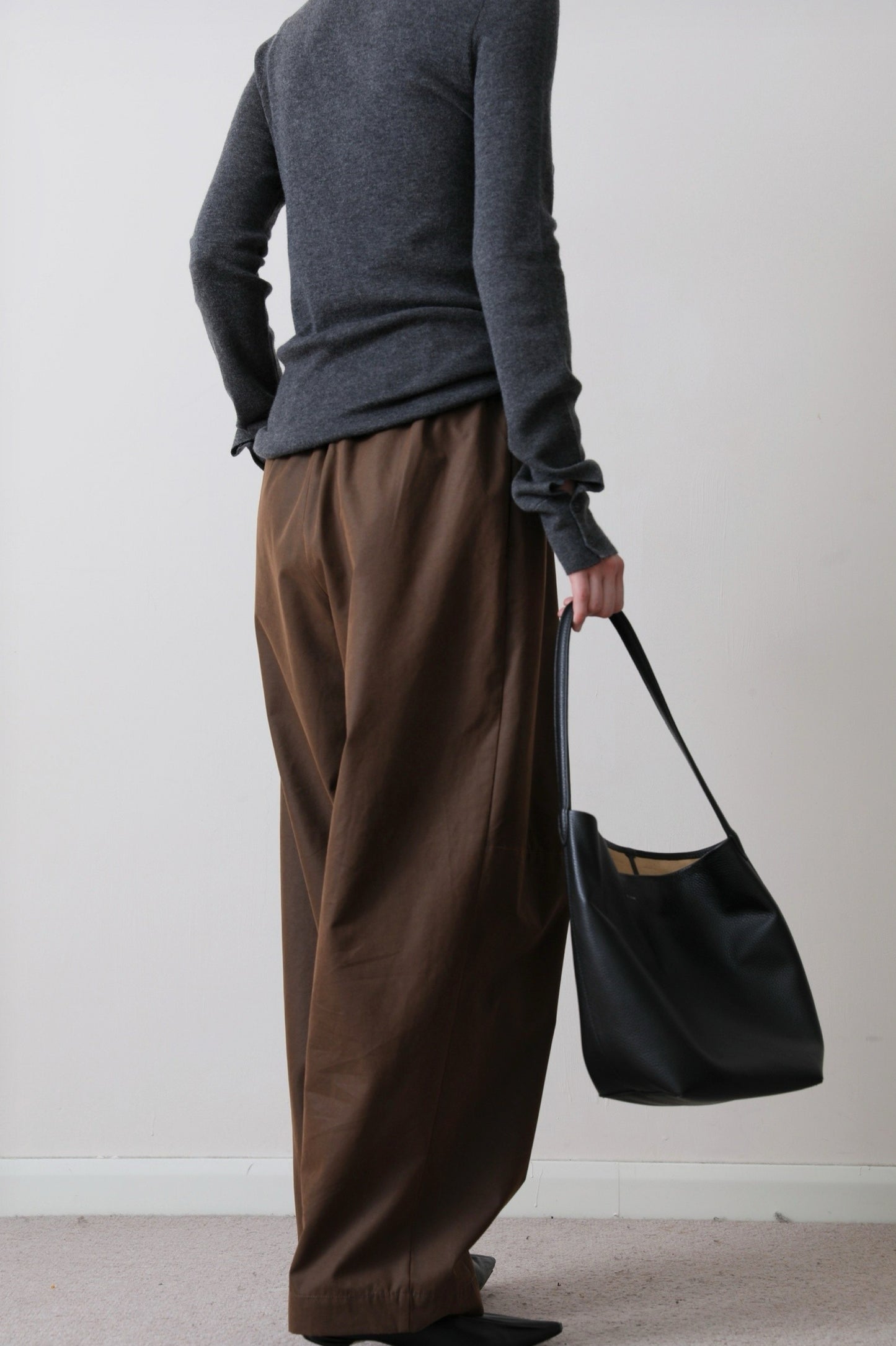 オイルウォッシュ加工 多パネルデザイン テーパードワークパンツ