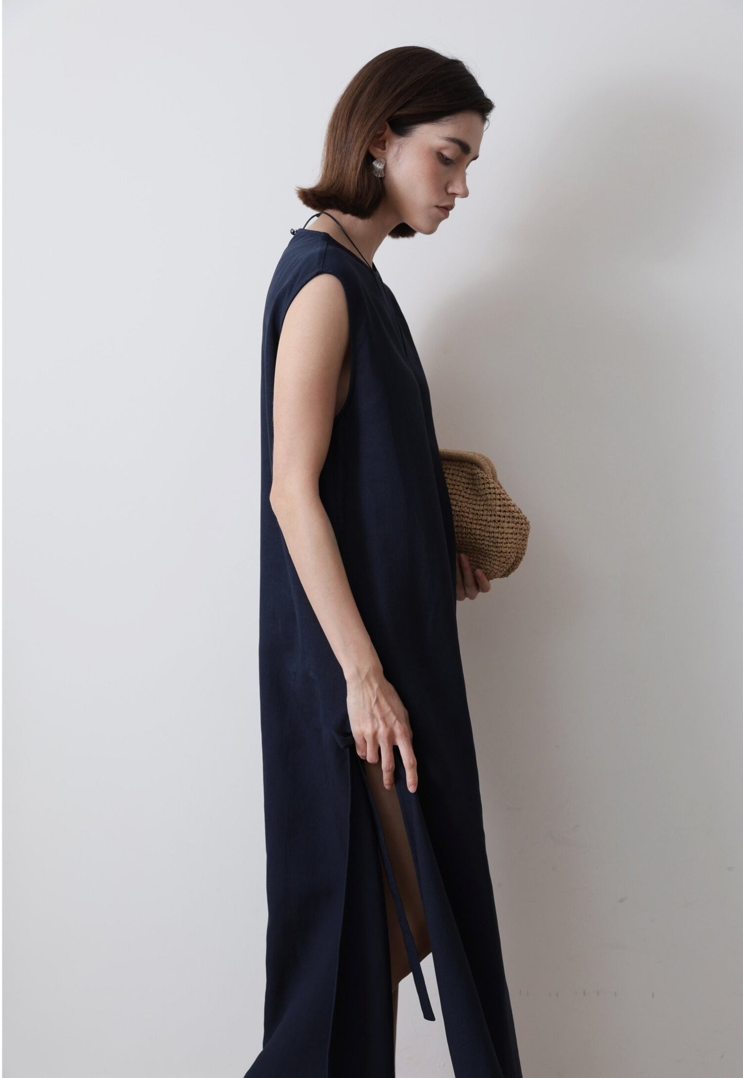 ライセルリネン サイドスリット ノースリーブワンピース