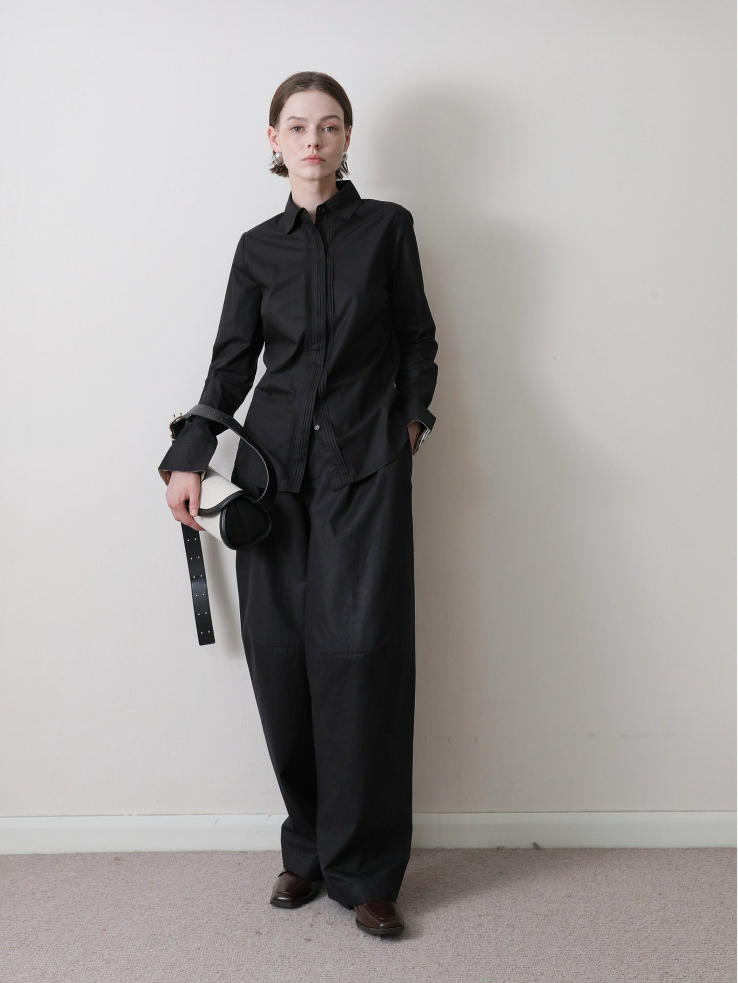 オイルウォッシュ加工 多パネルデザイン テーパードワークパンツ