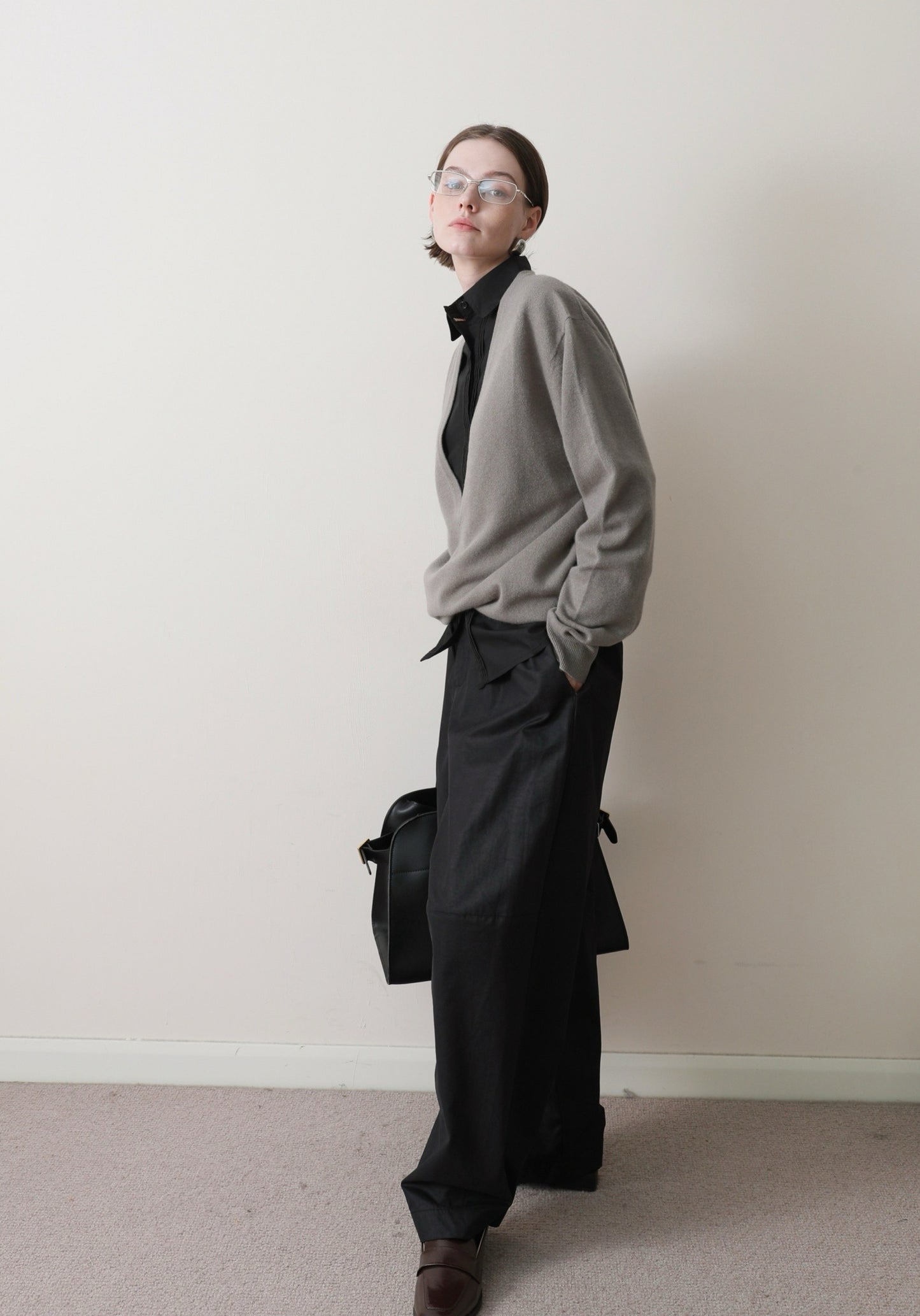 オイルウォッシュ加工 多パネルデザイン テーパードワークパンツ