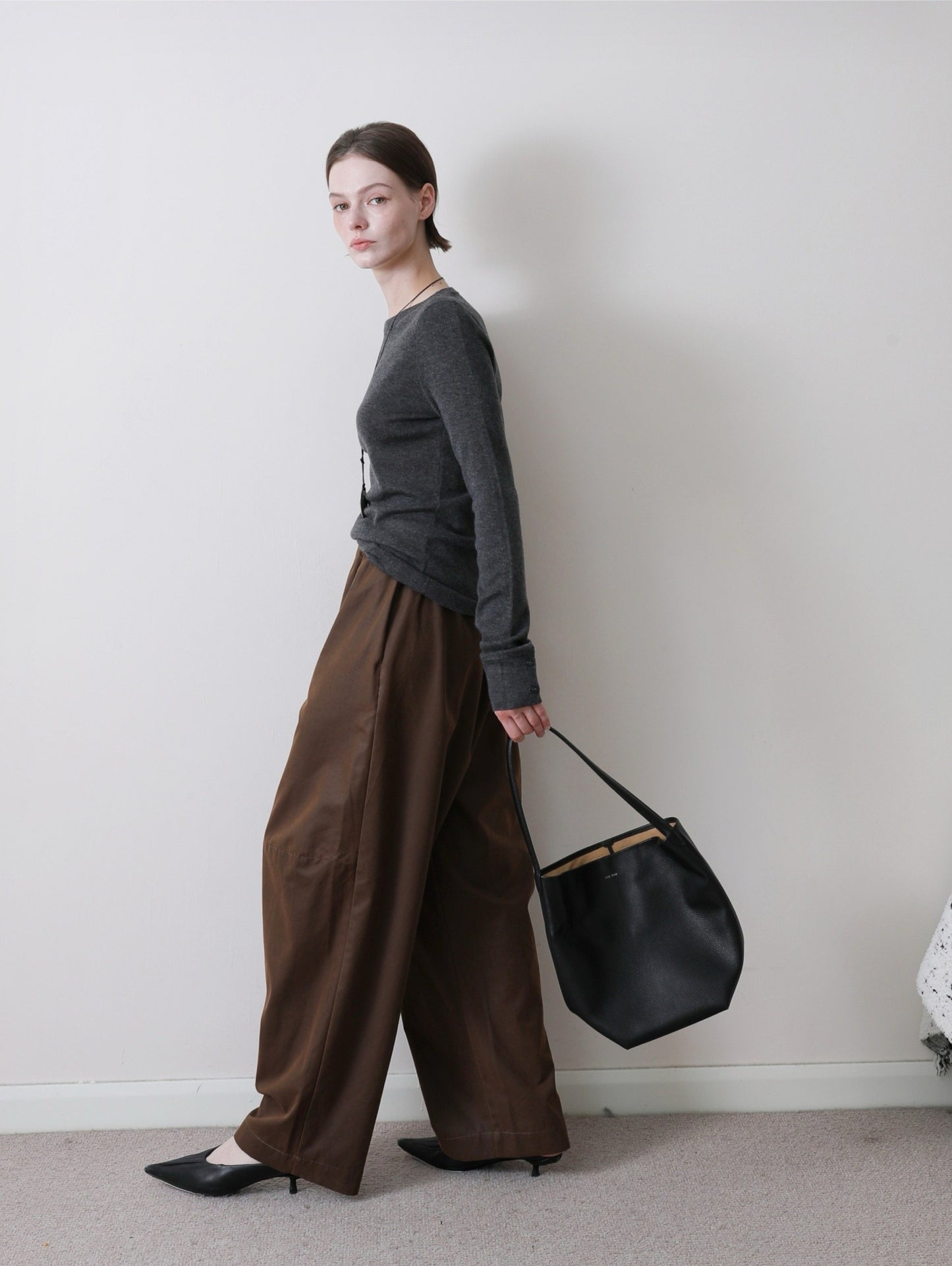 オイルウォッシュ加工 多パネルデザイン テーパードワークパンツ